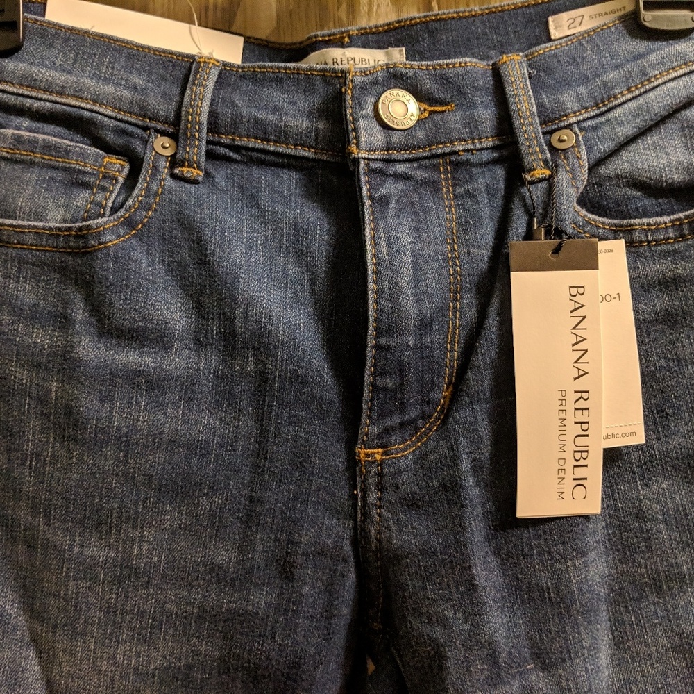 NWT Banana Republic Straight Leg Jeans